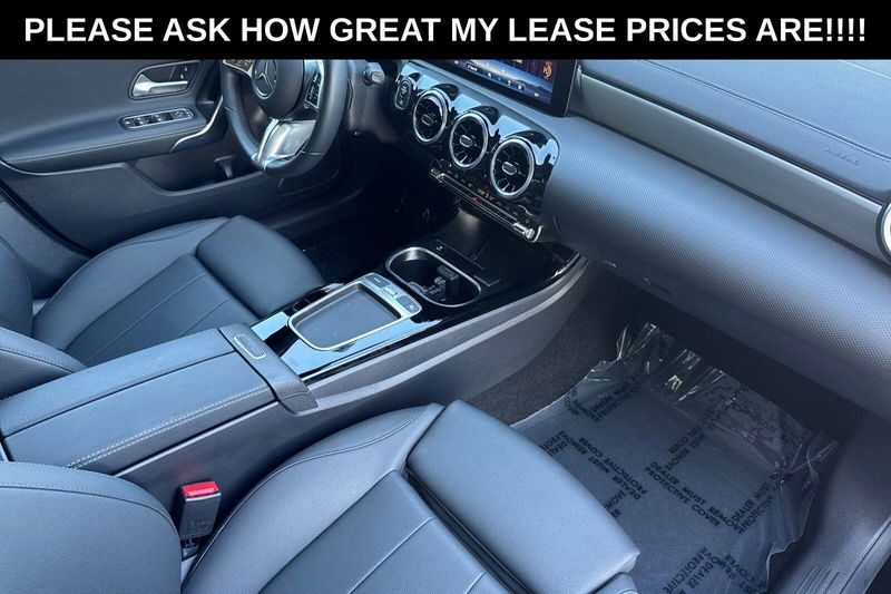 Used 2025 Mercedes-Benz CLA 250Image 17