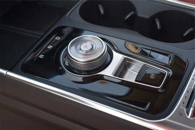 New 2026 Kia Carnival Hybrid SX PrestigeImage 26