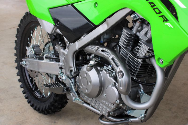 2025 Kawasaki KLX140R F LIME GREENImage 4