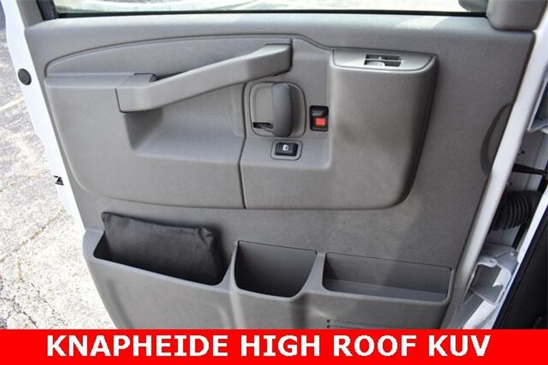 New 2025 Chevrolet Express 3500 Work VanImage 28