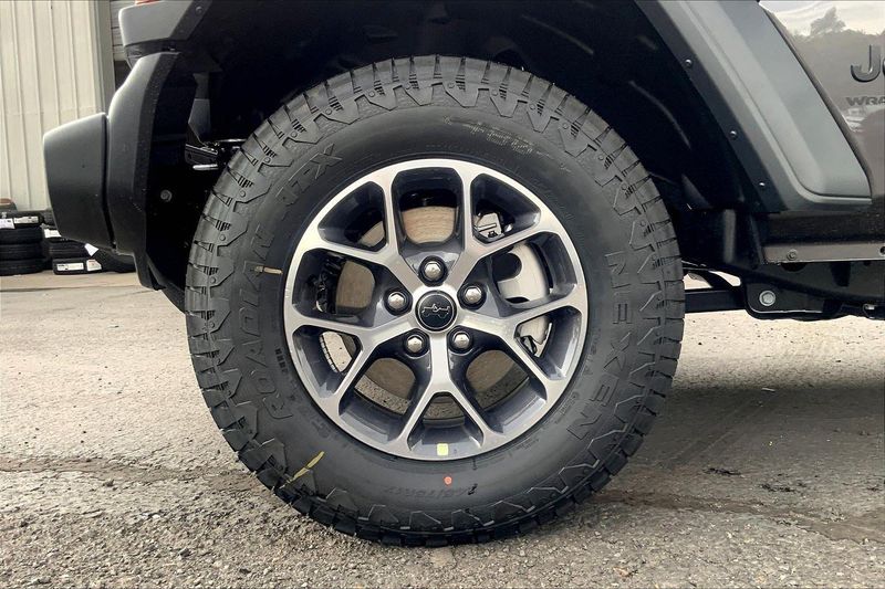 2025 Jeep Wrangler Unlimited Sport S photo 12