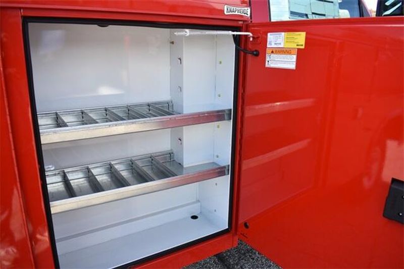 New 2025 Chevrolet Express 3500 Work VanImage 13