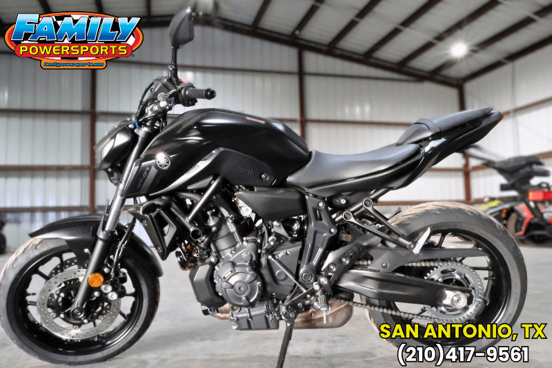 2024 YAMAHA MT07 MATTE RAVEN BLACK in a MATTE RAVEN BLACK exterior color. Family PowerSports (877) 886-1997 familypowersports.com 