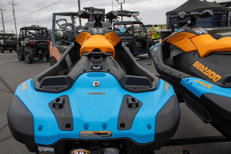 NEW 2026 SEADOO SPARK TRIXX FOR 1 90HP WITH SOUND SYSTEM Image 6