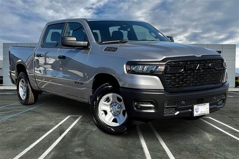 2025 RAM 1500 Tradesman Crew Cab 4x2 5