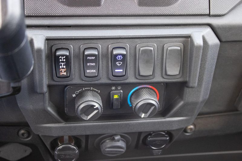 NEW 2026 POLARIS RANGER CREW XP 1000 NORTHSTAR EDITION PREMIUM Image 23