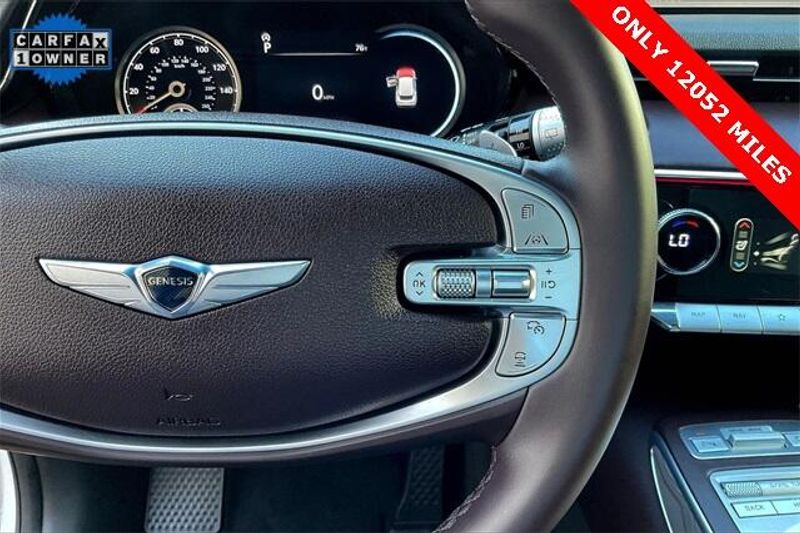 Used 2023 Genesis GV70 2.5T AdvancedImage 19