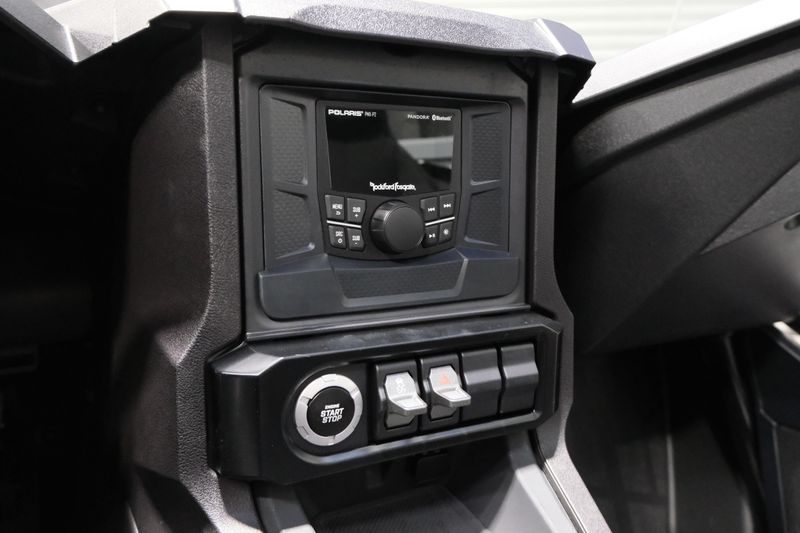 NEW 2026 POLARIS SLINGSHOT S Image 13