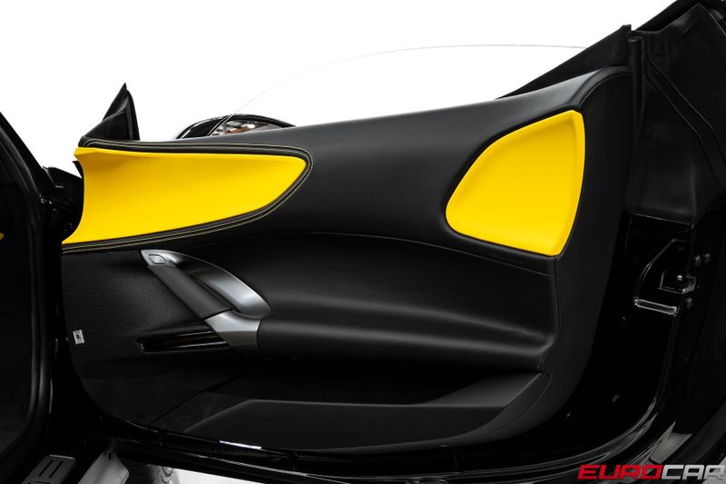 2024 Ferrari SF90 Spider *CARBON RACING SEATS * FULL PPF*Image 31