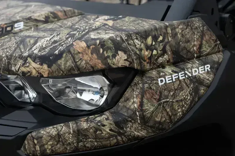 2025 Can-Am DEFENDER MAX DPS HD9 WILDLAND CAMO Image 9