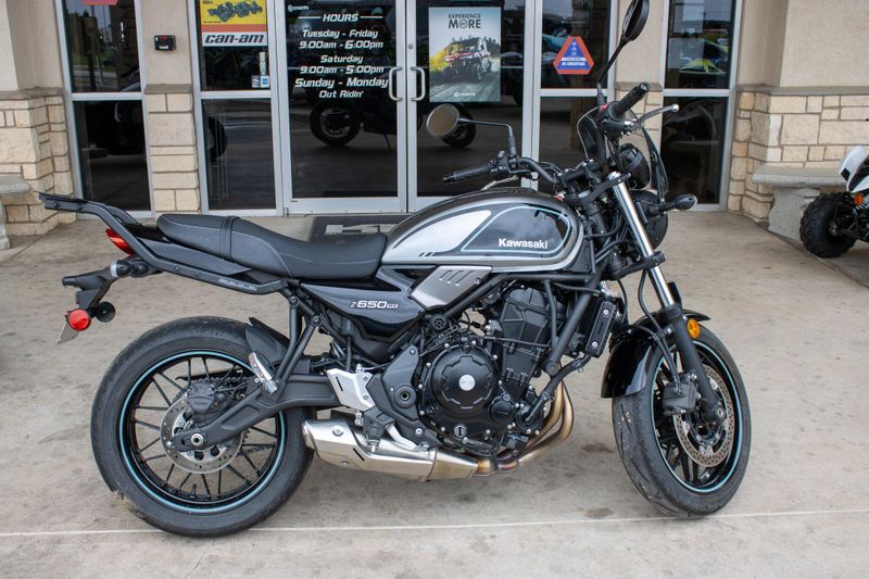 USED 2023 KAWASAKI Z650RS ABS Image 1