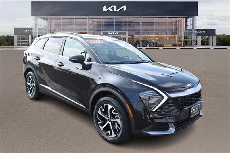 2025 Kia Sportage EXImage 1