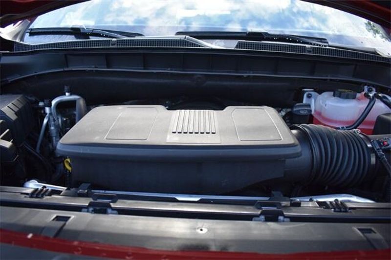 New 2026 Chevrolet Suburban PremierImage 41