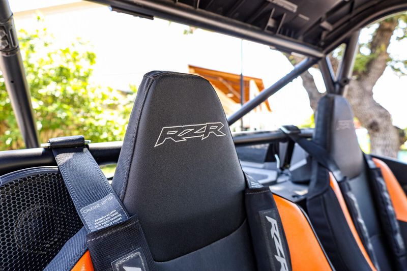 2024 Polaris RZR XP 1000 ULTIMATE MATTE TITANIUM AND ONYX BLACK Image 30