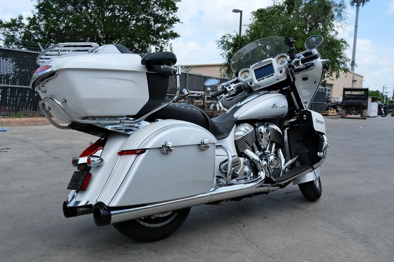 USED 2019 INDIAN MOTORCYCLE ROADMASTER Image 3