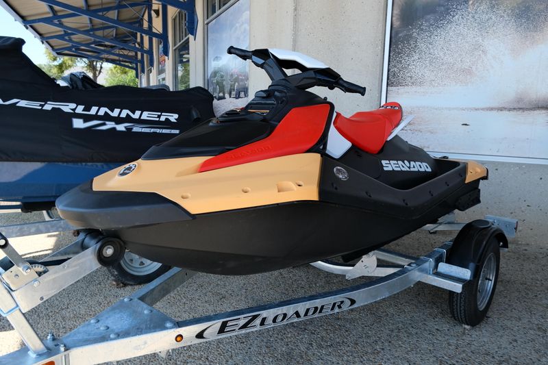USED 2025 SEADOO PWC SPARK CONV 90 AUD OR 2UP IBR 25 STD Image 2
