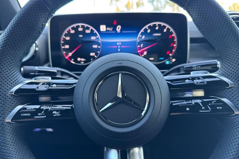 New 2026 Mercedes-Benz CLE 450Image 20