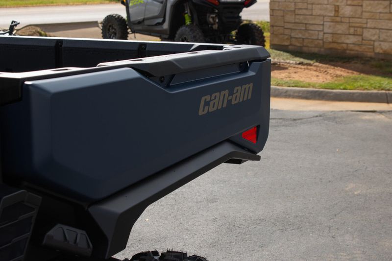 NEW 2026 CAN-AM DEFENDER MAX XT HD11 WITH 1025 INCH TOUCHSCREEN Image 17