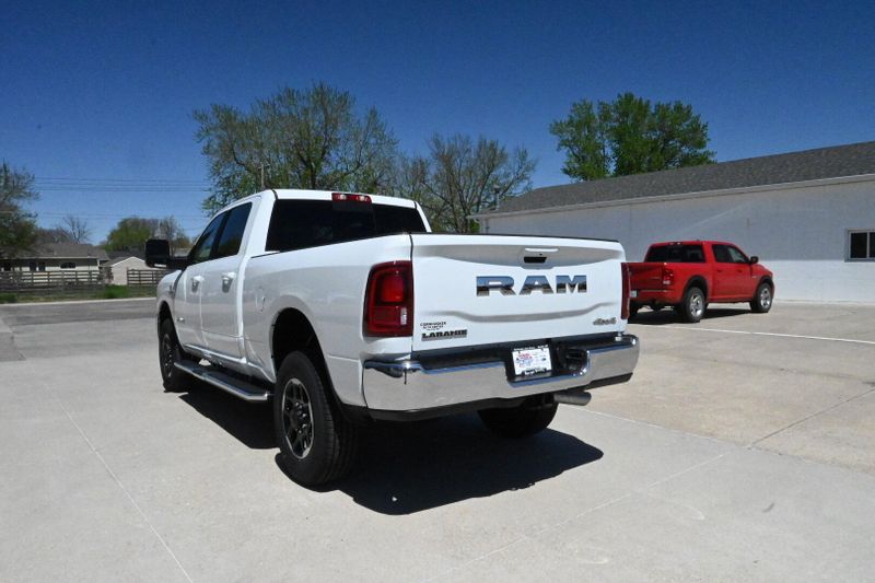 2025 RAM 2500 LaramieImage 6