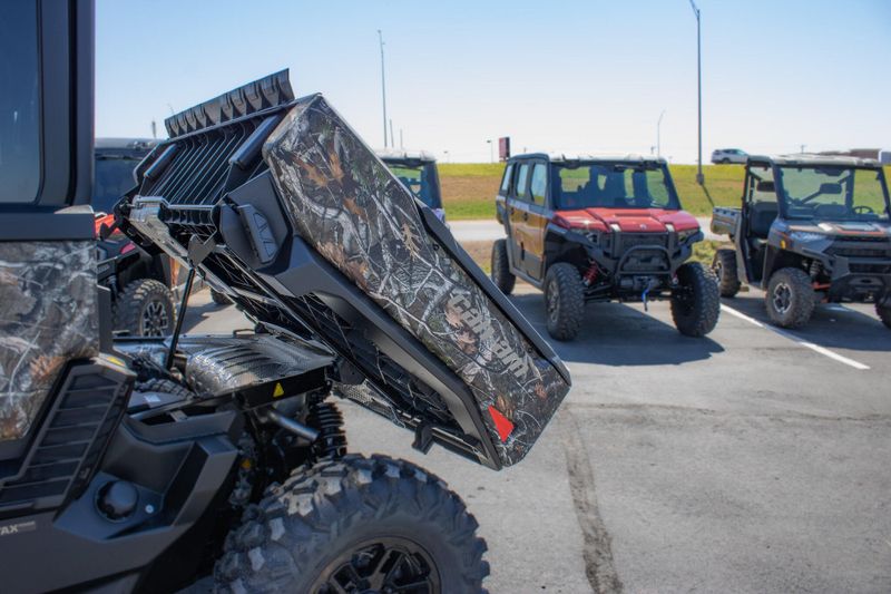 NEW 2026 CAN-AM DEFENDER MAX LIMITED CAB HD11 Image 17