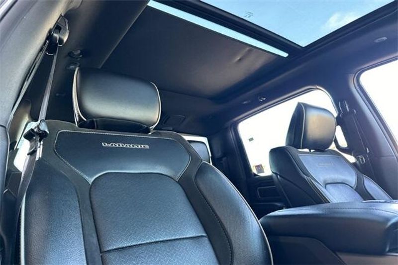 2022 RAM 1500 LaramieImage 15