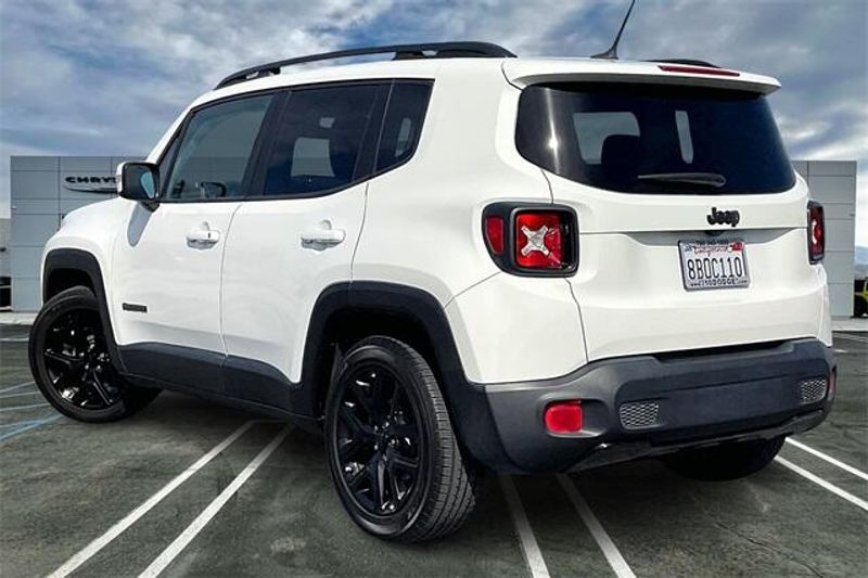2017 Jeep Renegade AltitudeImage 10