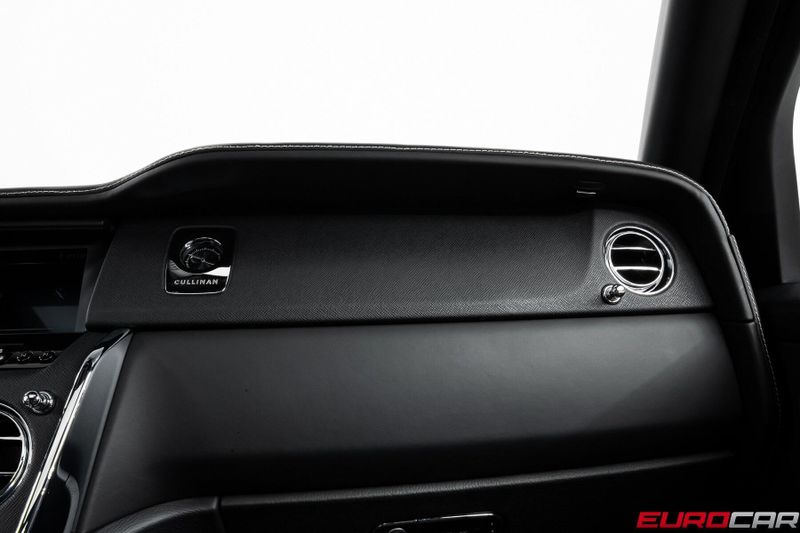 2020 Rolls-Royce Cullinan *PANORAMIC SUNROOF * IMMACULATE CONDITION*Image 29
