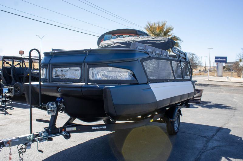 NEW 2026 SEADOO SWITCH CRUISE 21 300HP TECH PACKAGE WITH PAINTED TRAILER Image 2