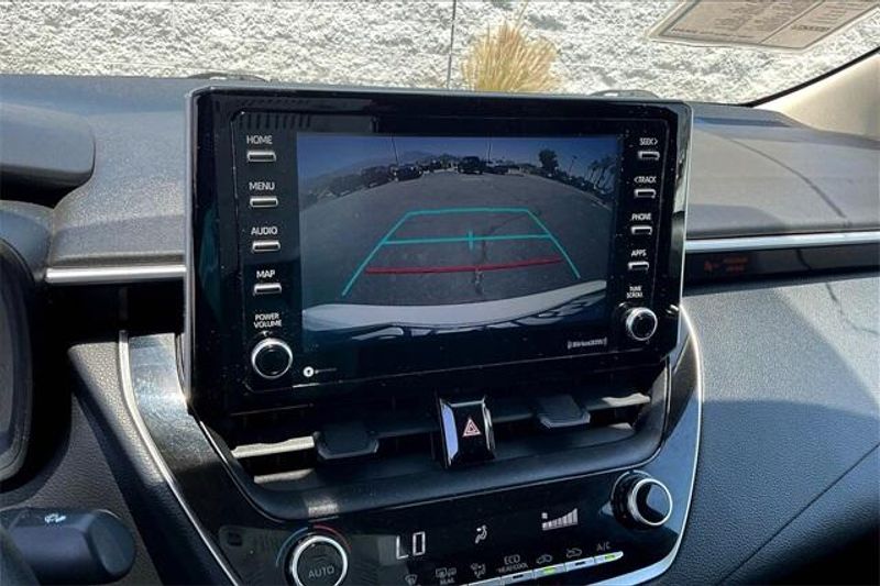 Used 2021 Toyota Corolla LEImage 21