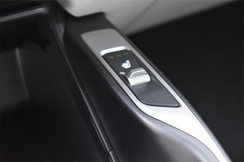 New 2025 Kia Sorento Hybrid EXImage 31