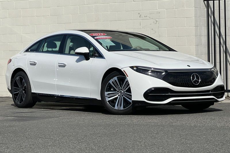 2022 Mercedes-Benz EQS 450Image 2