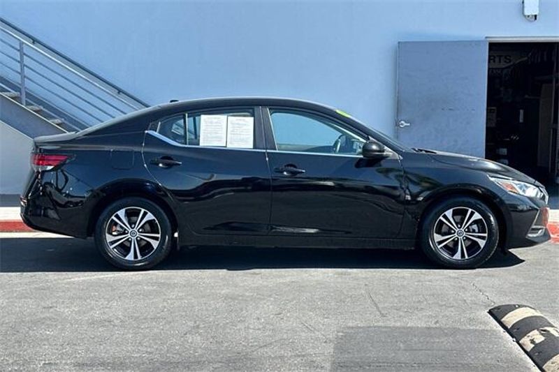 Used 2023 Nissan Sentra SVImage 3