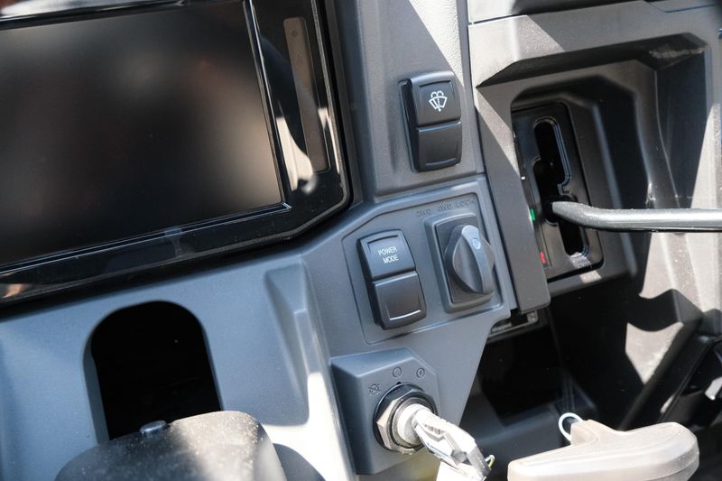 NEW 2026 KAWASAKI RIDGE CREW HVAC Image 25