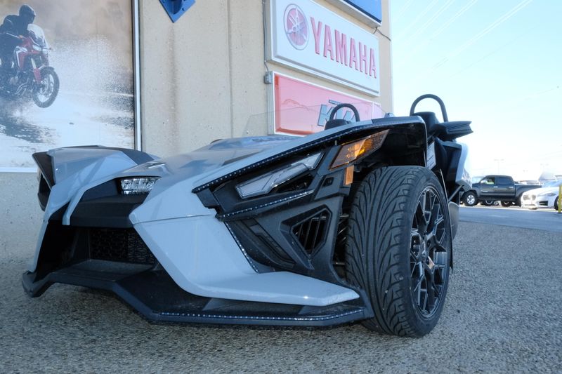 2024 Polaris SLINGSHOT SL AUTODRIVE OCEAN GRAYImage 7