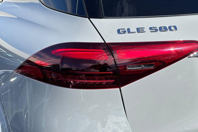 New 2026 Mercedes-Benz GLE-Class GLEGLE 580Image 7