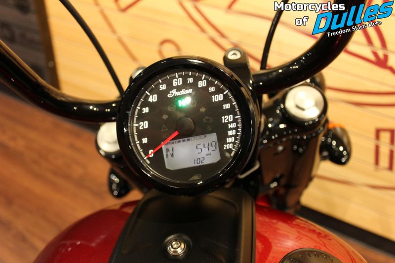 2022 Indian Motorcycle Chief Bobber Image 10