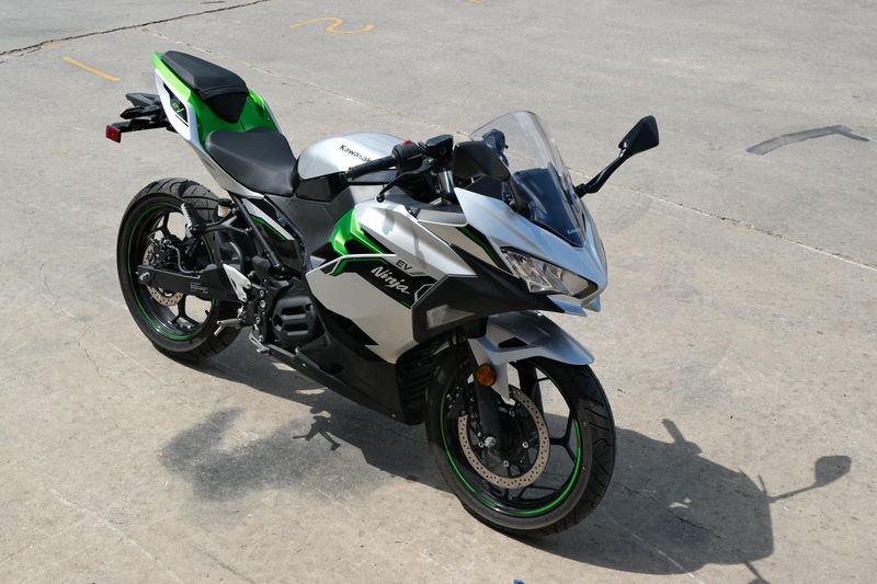 USED 2024 KAWASAKI NINJA E1 ABS Image 1