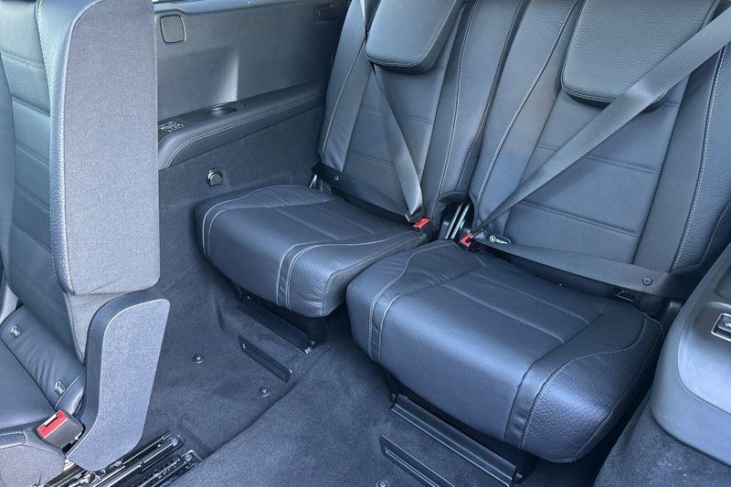 New 2026 Mercedes-Benz GLS 450Image 13