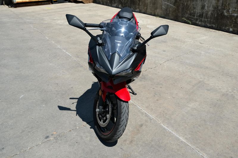 USED 2025 KAWASAKI NINJA 500 ABS Image 8