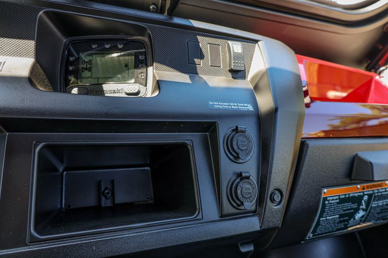 NEW 2026 KAWASAKI MULE PRO-FXT 1000 LE PLATINUM RANCH EDITION Image 2
