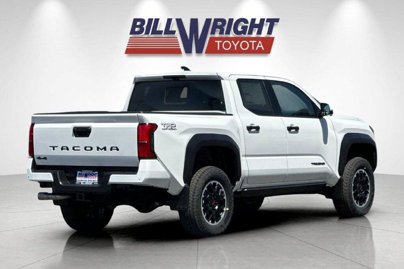 New 2026 Toyota Tacoma TRD Off-RoadImage 3