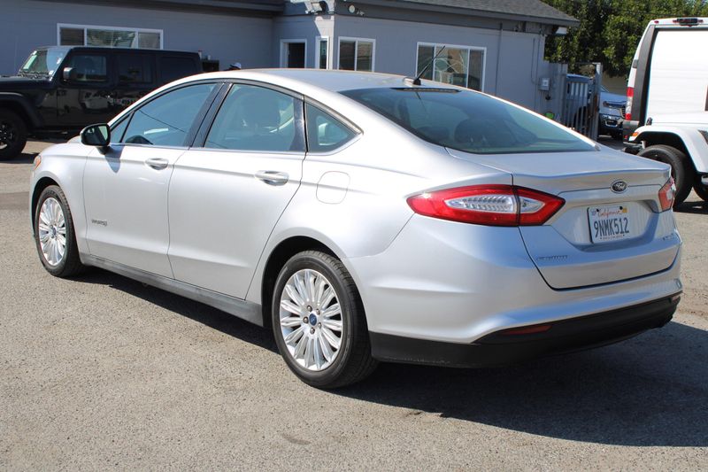 2014 Ford Fusion Hybrid SImage 4