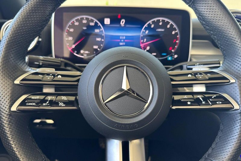 Used 2024 Mercedes-Benz CLE 450Image 27