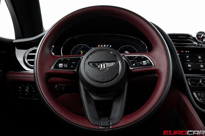 Used 2023 Bentley Bentayga *FRONT SEAT COMFORT SPEC*Image 27