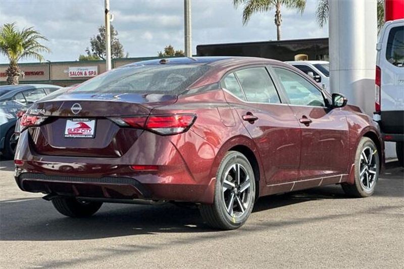 New 2025 Nissan Sentra SVImage 3