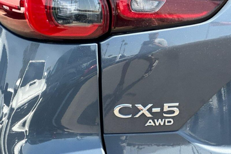 Used 2025 Mazda CX-5 2.5 S Carbon EditionImage 25