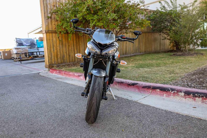 USED 2024 TRIUMPH STREET TRIPLE 765 RS Image 9