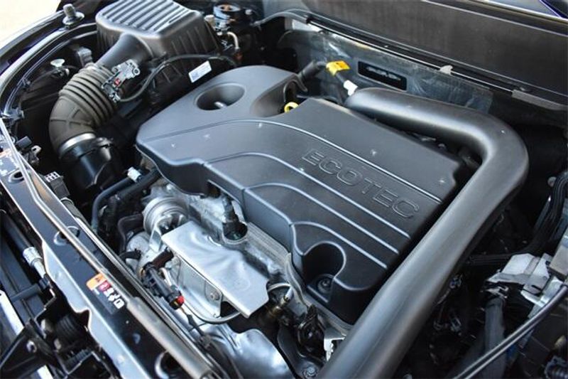 Used 2024 Chevrolet Equinox LTImage 37