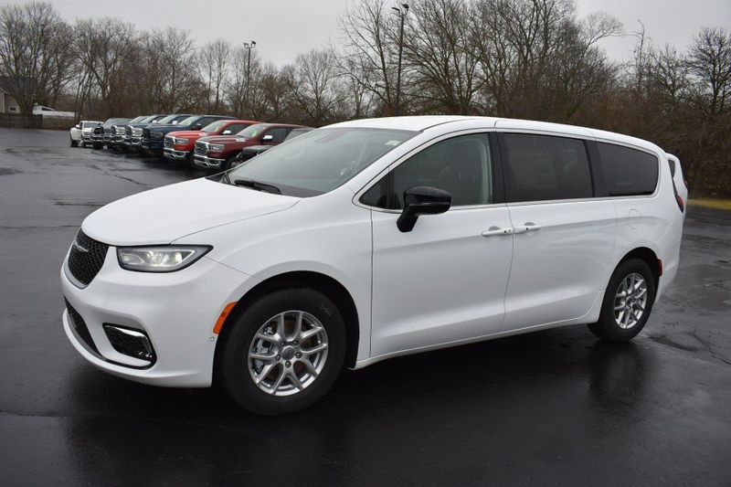 2024 Chrysler Pacifica Touring L in a Bright White Clear Coat exterior color. Tom Whiteside Auto Sales 740-831-2535 whitesidecars.com 
