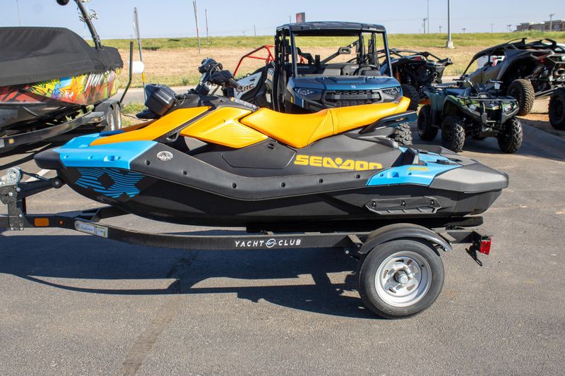 NEW 2026 SEADOO SPARK TRIXX FOR 3 90HP WITH SOUND SYSTEM Image 1